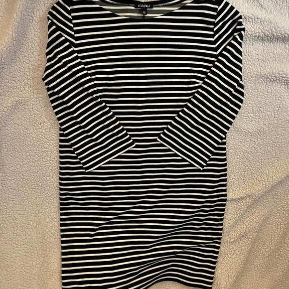 Roz & Ali Dresses & Skirts - Roz & Ali Dress